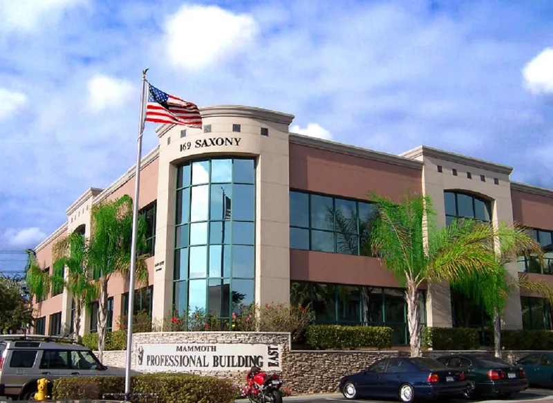 Front entrance of the Coastal Therapy Group office on Saxony Road in Encinitas, CA