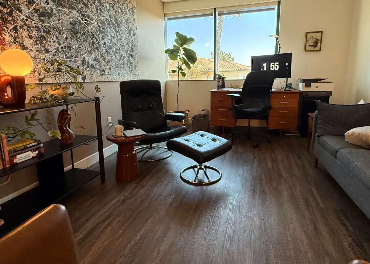 Calm therapy room at Coastal Therapy Group in North County San Diego